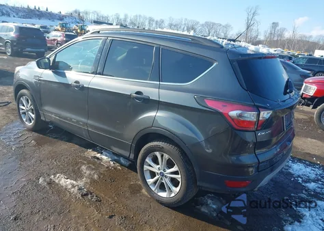 2017 Ford Escape Se z USA, uszkodzony, nr VIN 1FMCU9GD2HUB05721